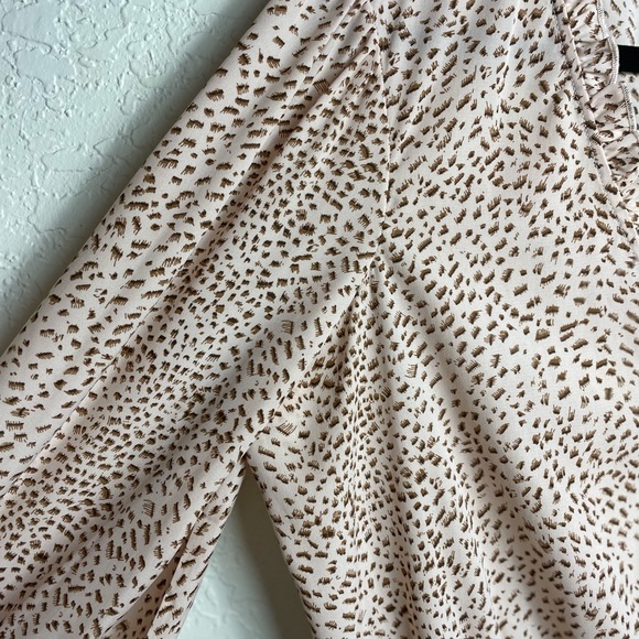 Aakaa Cheetah Print Button Up Drawstring Blouse Sz L - Picture 2 of 6